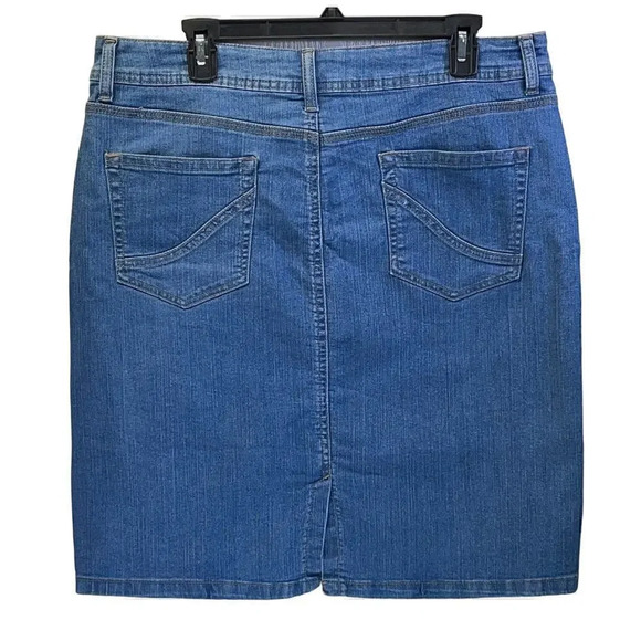 Wrangler Womens Size 12/M Blue Jean Skirt Pockets Back Slit - Picture 2 of 12